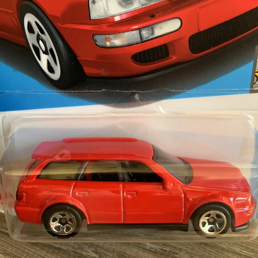 Hot Wheels Audi Avant RS2 Factory Fresh No Fuel Tank Door Red Station Wagon 2024